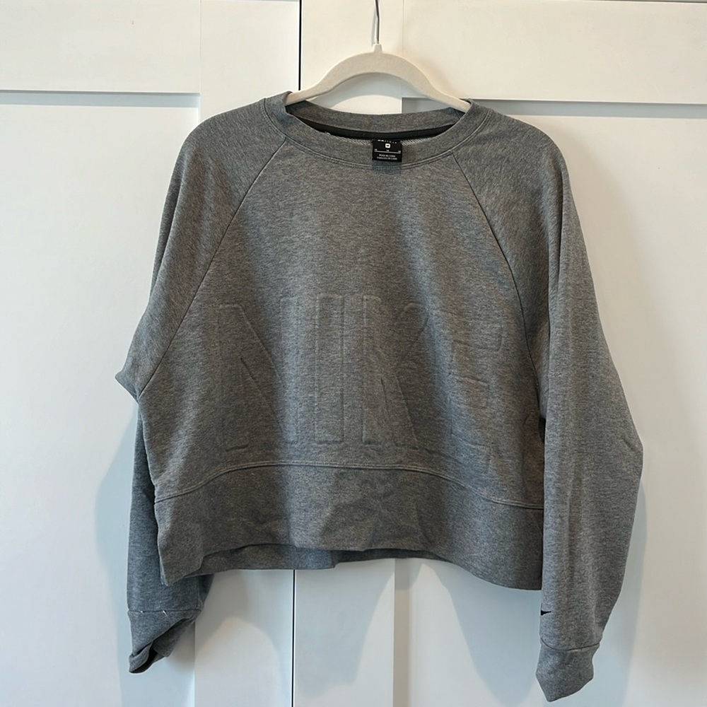 Nike Dri-fit sweatshirt